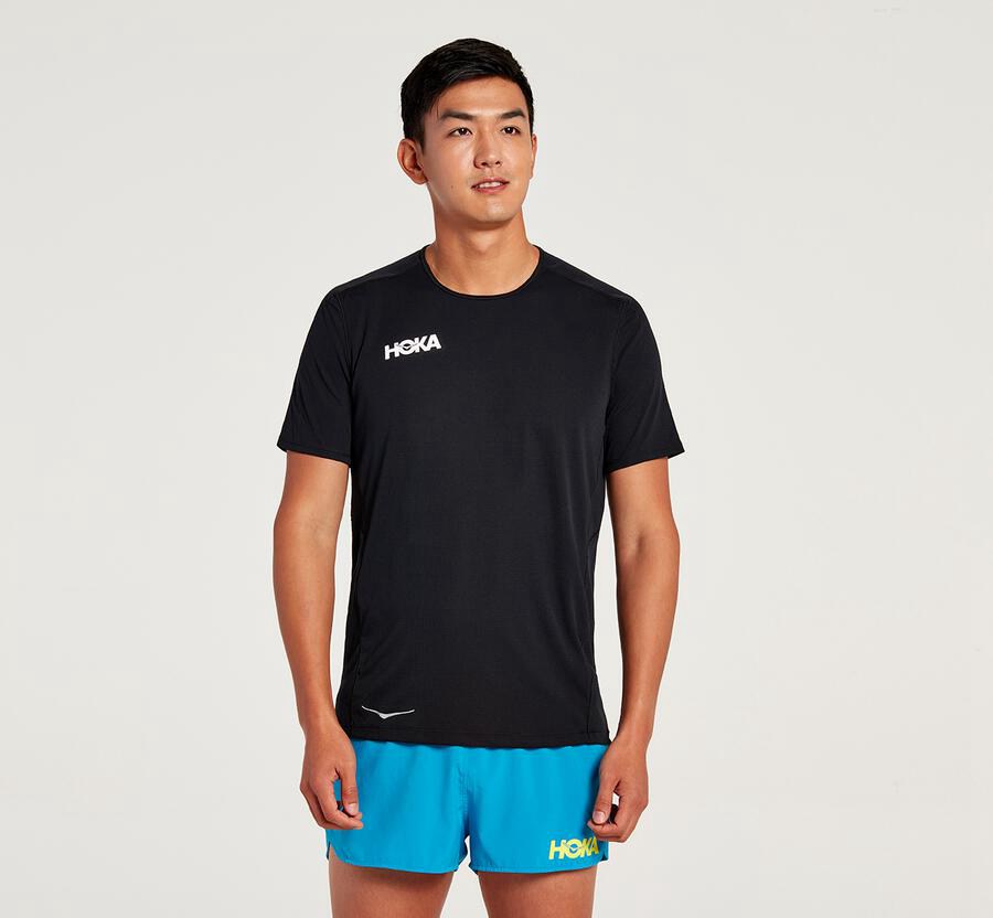 Hoka One One Top Panske Čierne - Performance Short Sleeve - 35167-YRNT